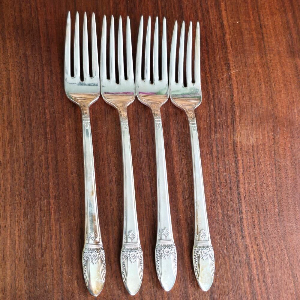Vintage 1847 Rogers Bros FIRST LOVE 4 Dinner Forks Silverplate Art Deco Cottage